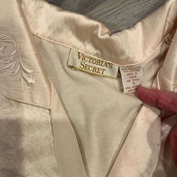 Vintage Victoria’s Secret Gold label 2 piece pajama set - Picture 7 of 12
